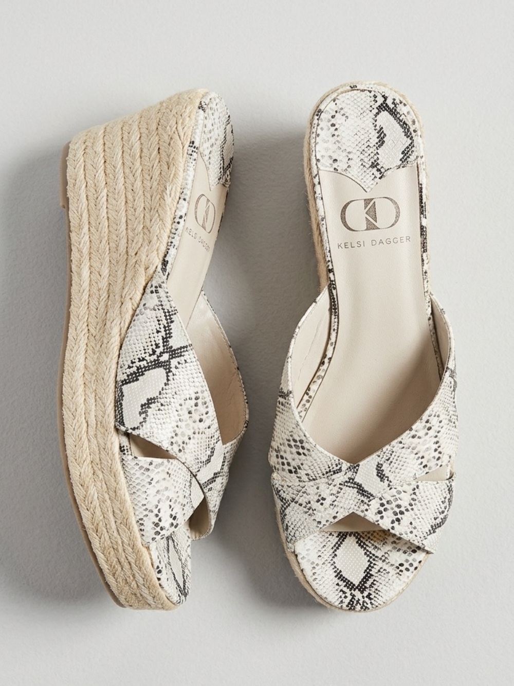 Kelsi Dagger Bianca Snakeskin Criss Cross Espadrille Wedge Sandal Size 8.5